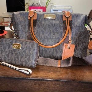 Michael Kors weekend bag & wallet